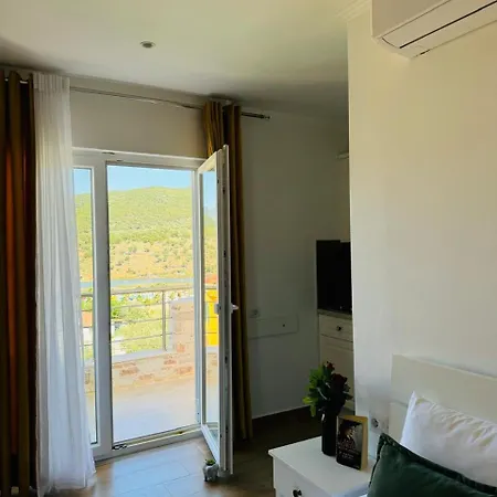 Appartement Orfeu Ksamil